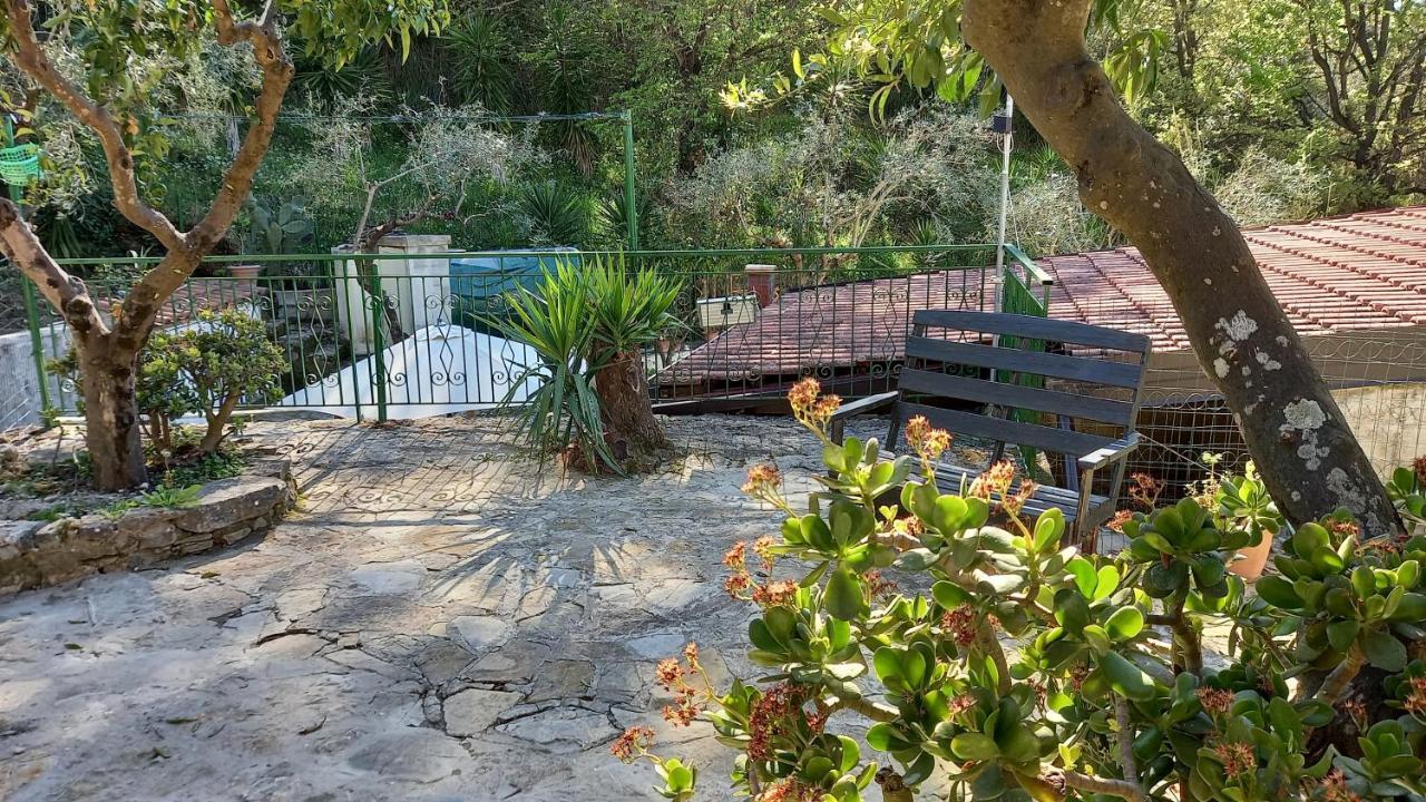 Casa Vacanze Alfano Ascea Exterior foto